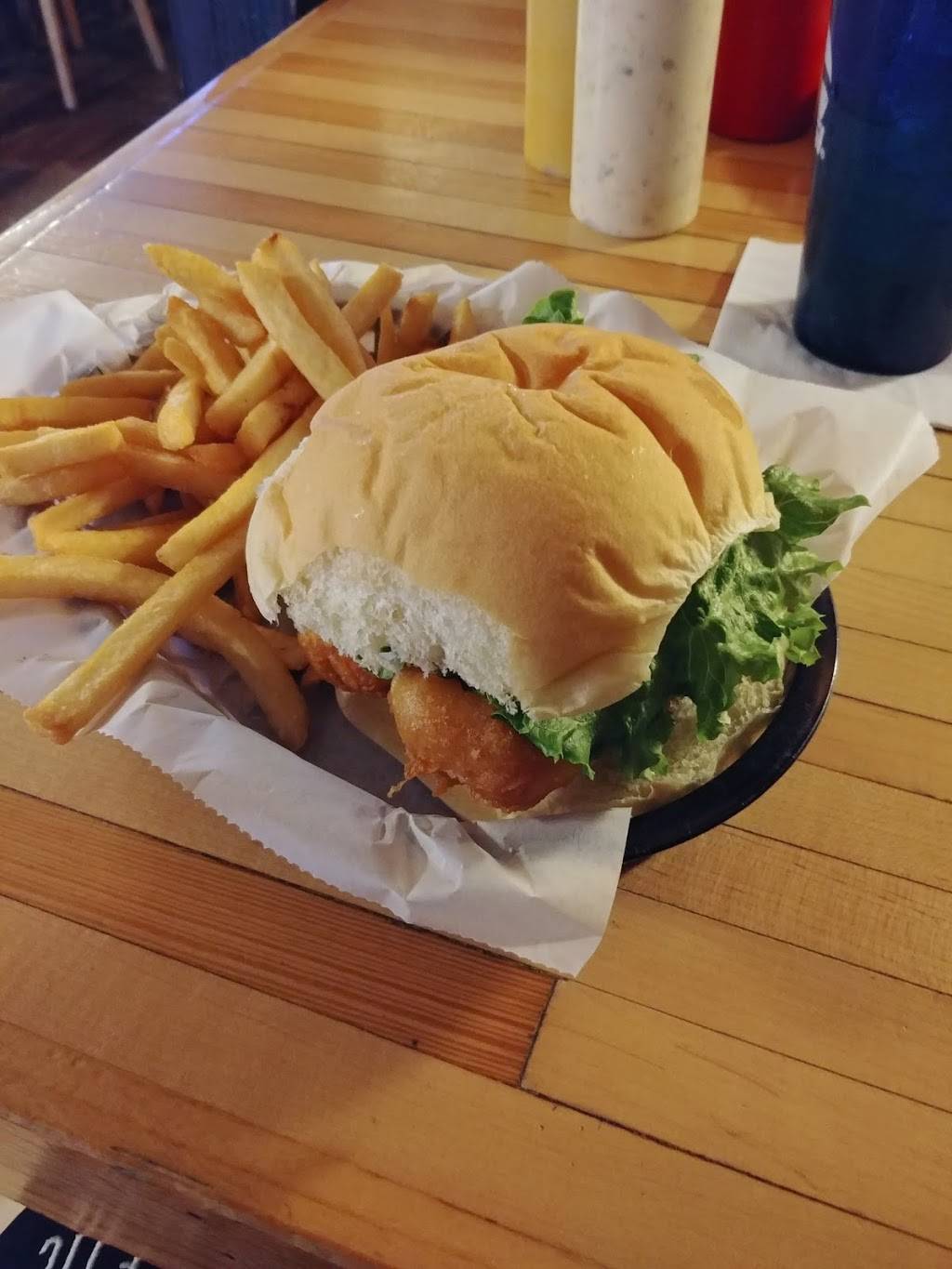 Badger Crossing Pub & Eatery | restaurant | 909 Front St, Cashton, WI 54619, USA | 6086545706 OR +1 608-654-5706