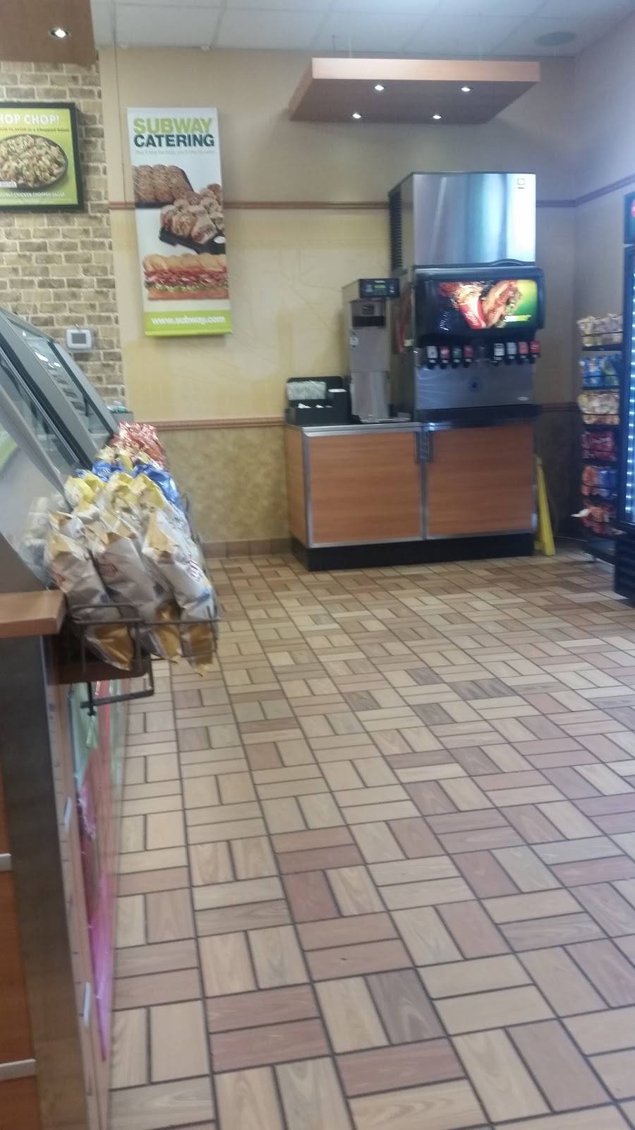 Subway | meal takeaway | 12121 Northup Way #215, Bellevue, WA 98005, USA | 4258699803 OR +1 425-869-9803