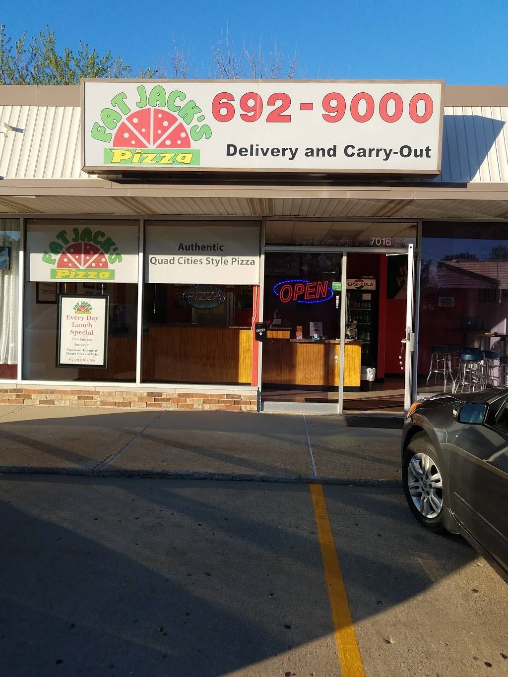 Fat Jacks Pizza LLC | meal delivery | 7016 N University St, Peoria, IL 61614, USA | 3096929000 OR +1 309-692-9000