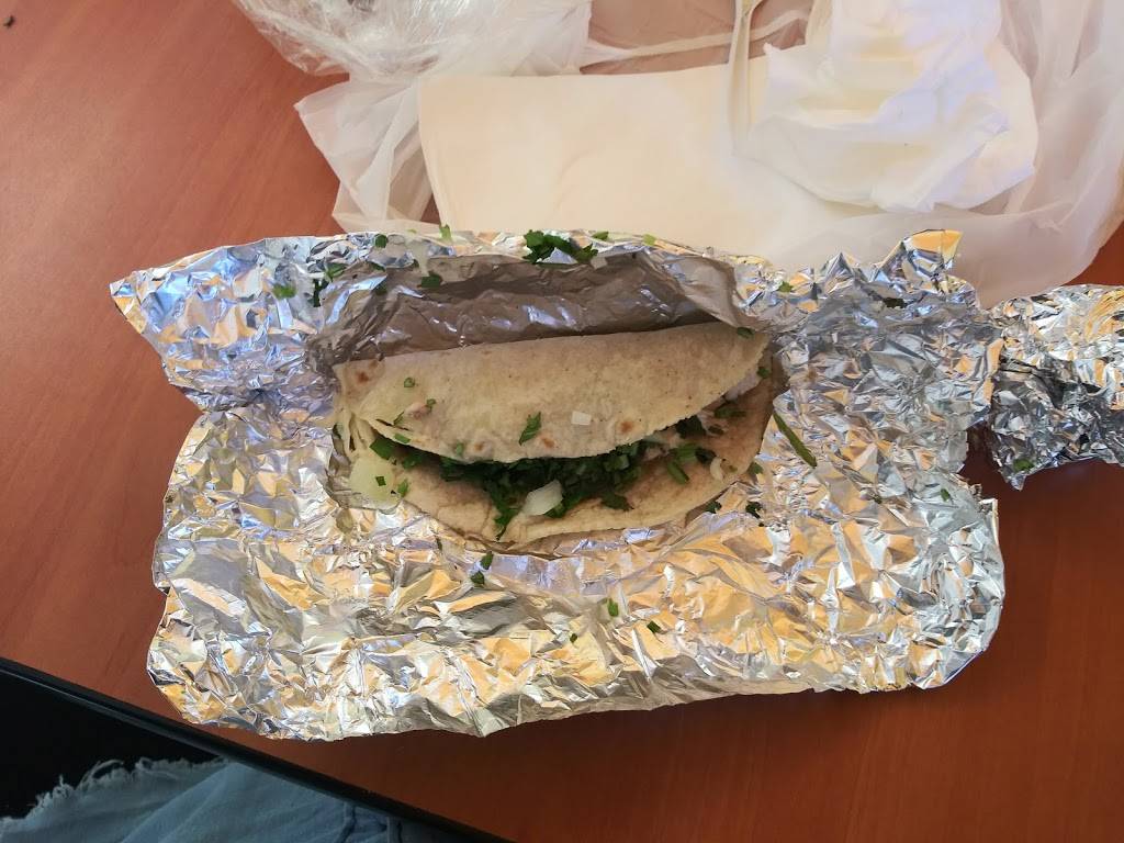 Pollo Feliz | restaurant | 3120 W 26th St, Chicago, IL 60623, USA | 7738477712 OR +1 773-847-7712