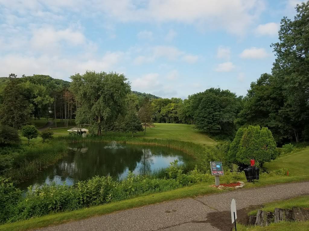 Red Wing Golf Course | restaurant | 1311 W 6th St, Red Wing, MN 55066, USA | 6513889524 OR +1 651-388-9524