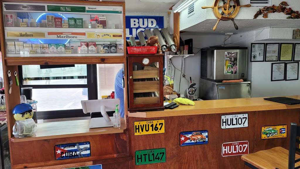 Marcos Deli | restaurant | 707 N Broadwalk, Hollywood, FL 33019, USA | 7863278667 OR +1 786-327-8667