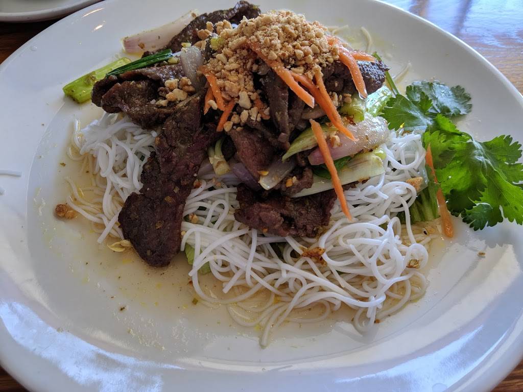 Saigon Spring | restaurant | 1683 U.S. 9, Clifton Park, NY 12065, USA | 5189820425 OR +1 518-982-0425