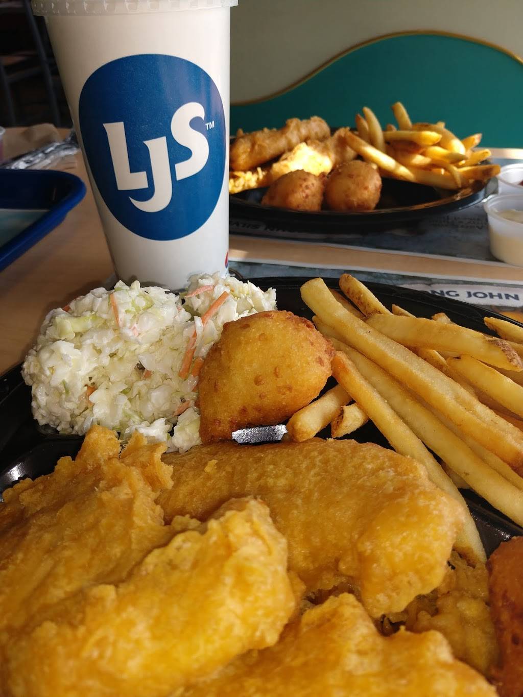 Long John Silvers | restaurant | 1000 Green Blvd, Aurora, IN 47001, USA | 8129263444 OR +1 812-926-3444