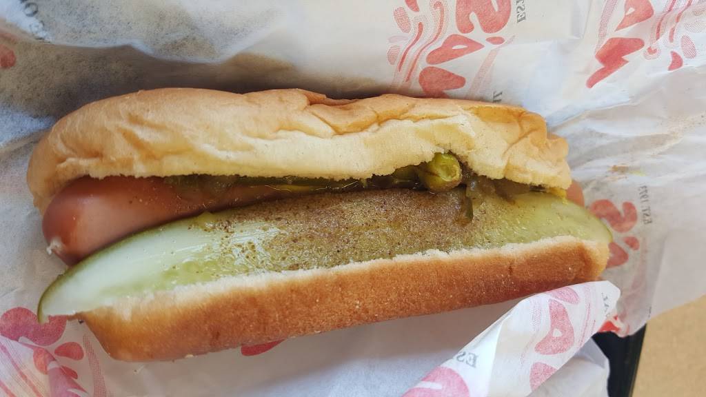 The Original Nanas Hot Dogs | restaurant | 1102 E Irving Park Rd, Streamwood, IL 60107, USA | 6302892226 OR +1 630-289-2226