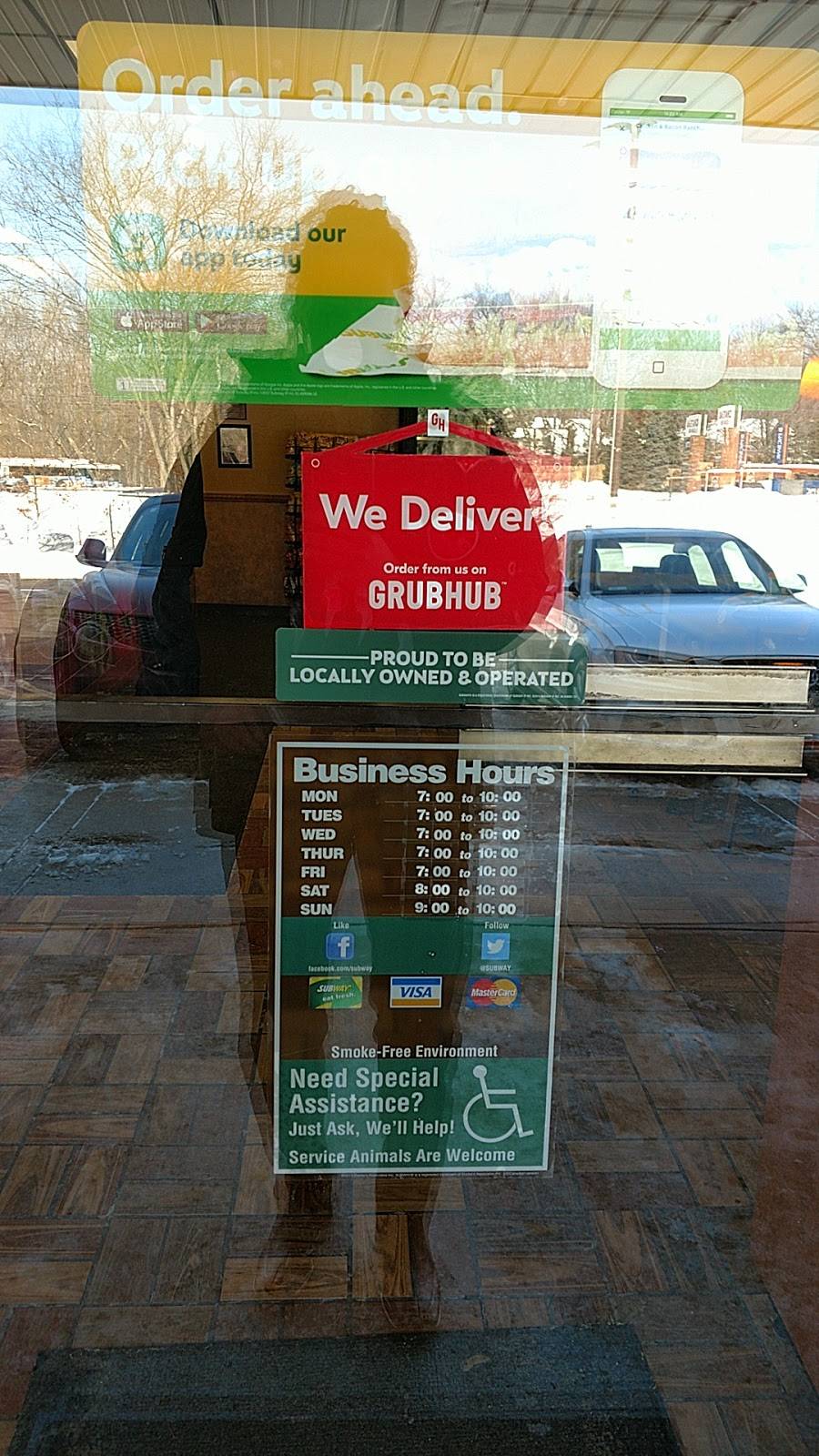 Subway | restaurant | 1740 44th St SW #8, Wyoming, MI 49509, USA | 6165303950 OR +1 616-530-3950