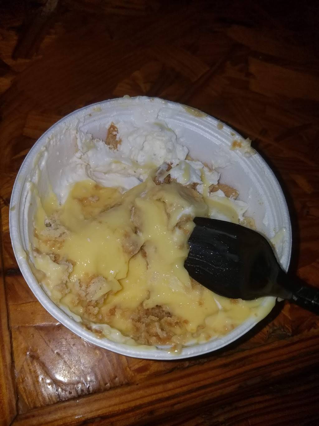 Willies Bar-B-Que | restaurant | 4505 E Martin Luther King Jr Blvd, Austin, TX 78721, USA | 5129269340 OR +1 512-926-9340