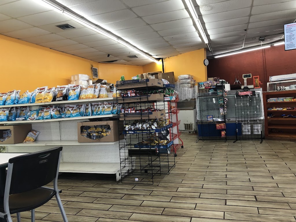 Twin Brothers Belle Glade | restaurant | 521 SW 16th St, Belle Glade, FL 33430, USA | 5619967007 OR +1 561-996-7007