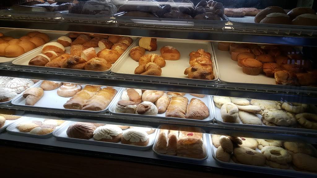 La verda Emi restaurante y panadería | restaurant | 11055 Dennis Rd #17, Dallas, TX 75229, USA | 9722467555 OR +1 972-246-7555