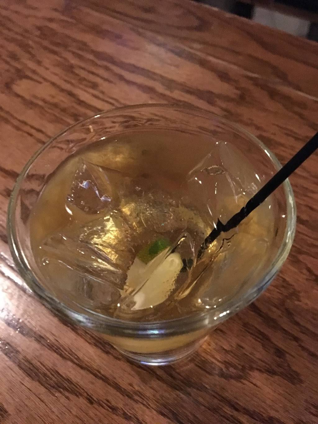 Turtles Bar & Grill | restaurant | 238 W 33rd St, Chicago, IL 60616, USA | 3122257333 OR +1 312-225-7333