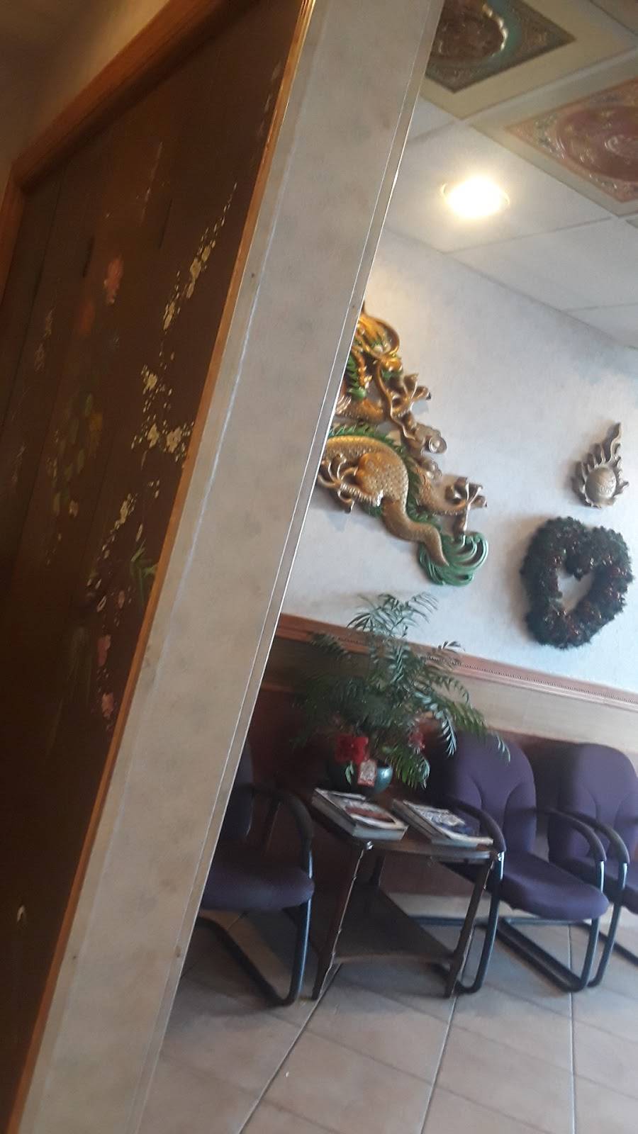 Moys Restaurant | restaurant | 21425 Greater Mack Ave, St Clair Shores, MI 48080, USA | 5867726662 OR +1 586-772-6662