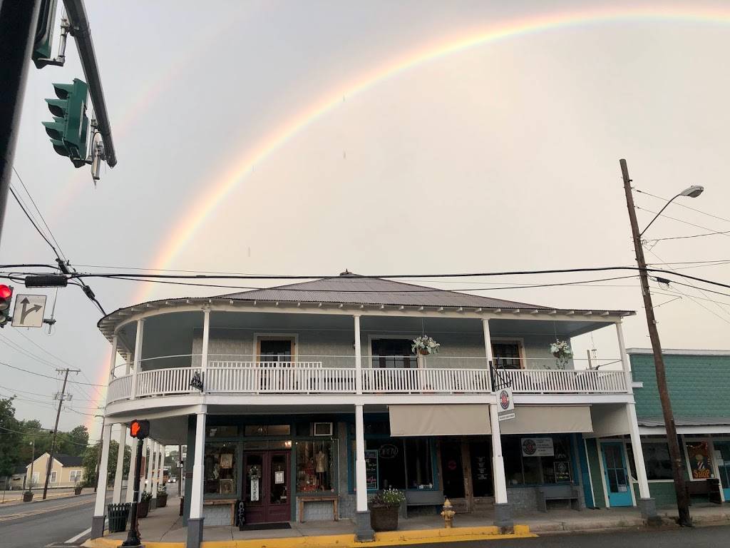 Tante Marie - Restaurant, Bar & Cafe | restaurant | 107 N Main St, Breaux Bridge, LA 70517, USA | 3374426354 OR +1 337-442-6354