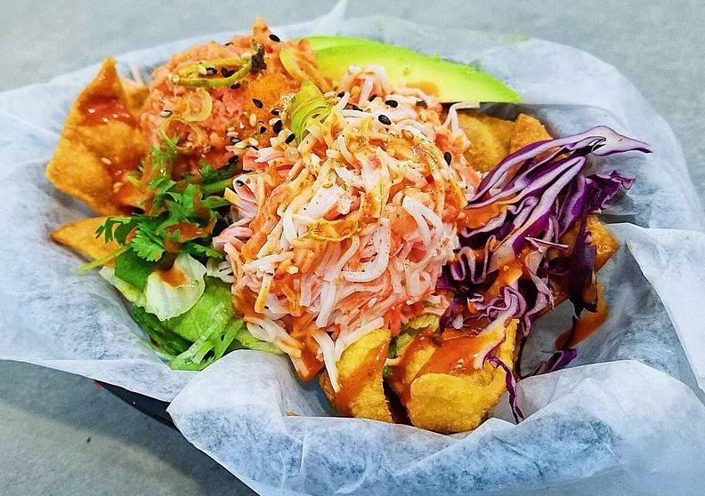 Sushi San | restaurant | 147 W Auburn Rd, Rochester Hills, MI 48307, USA | 2482662003 OR +1 248-266-2003