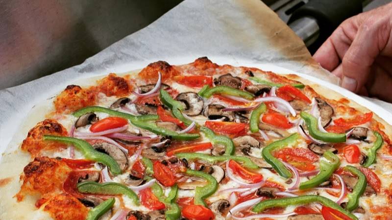 Bake HomeMade Pizza Evanston | restaurant | 2122 Central St, Evanston, IL 60201, USA | 8474241400 OR +1 847-424-1400