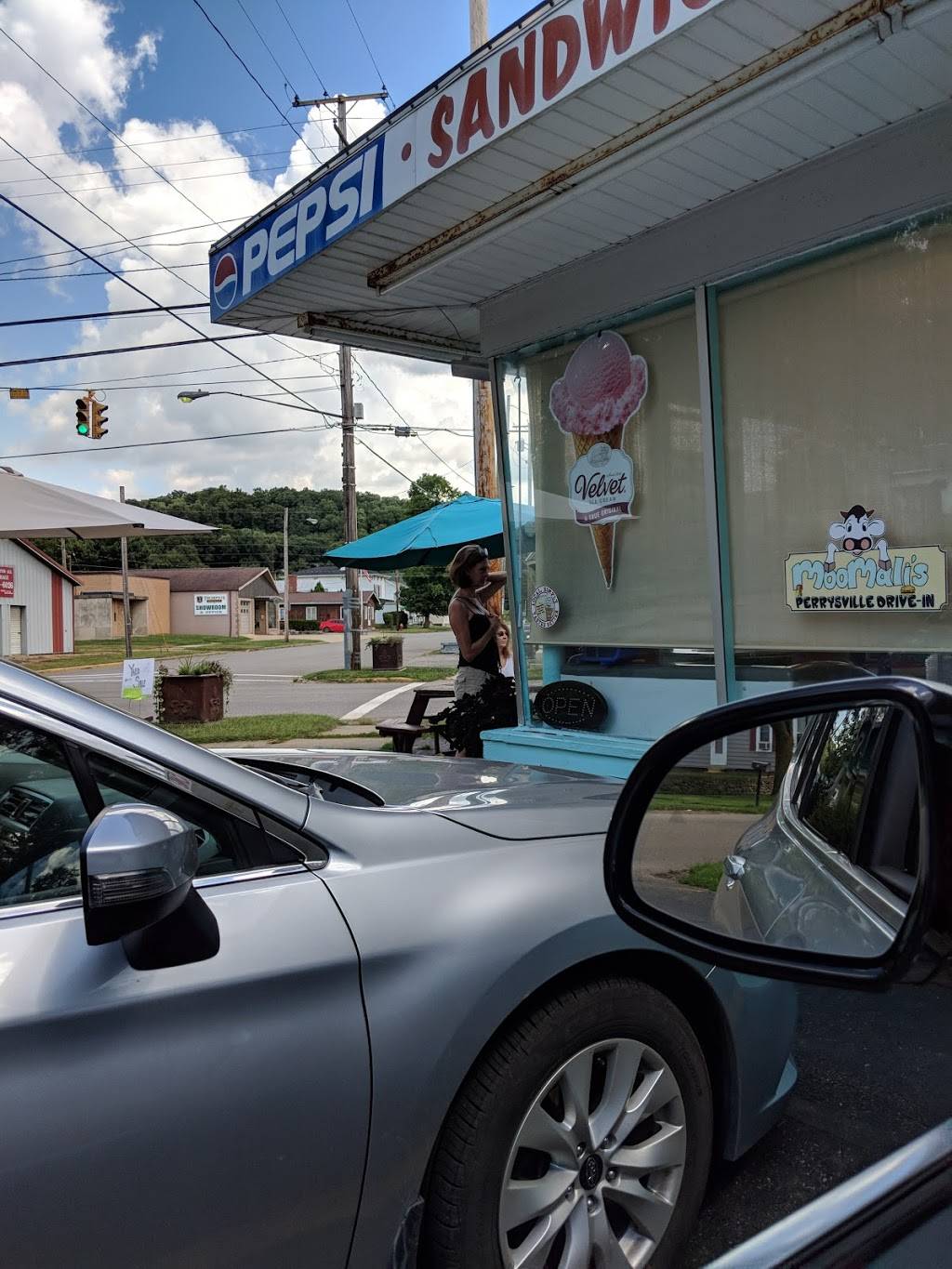 Perrysville Drive In | restaurant | 101 S Bridge St, Perrysville, OH 44864, USA | 5673079118 OR +1 567-307-9118