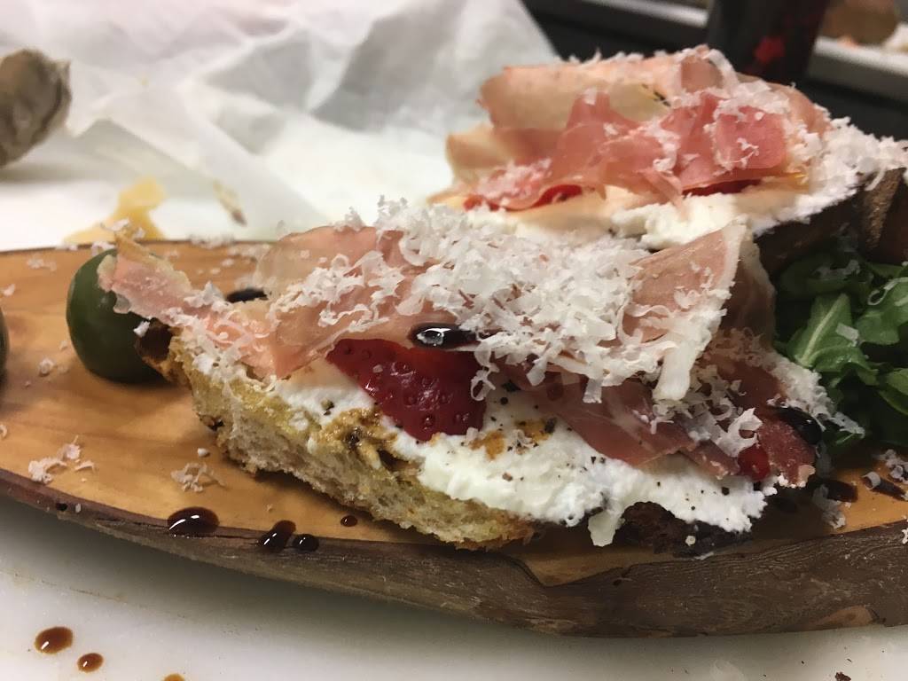 Pink Onion | restaurant | 64 14th St, San Francisco, CA 94103, USA | 4155292635 OR +1 415-529-2635