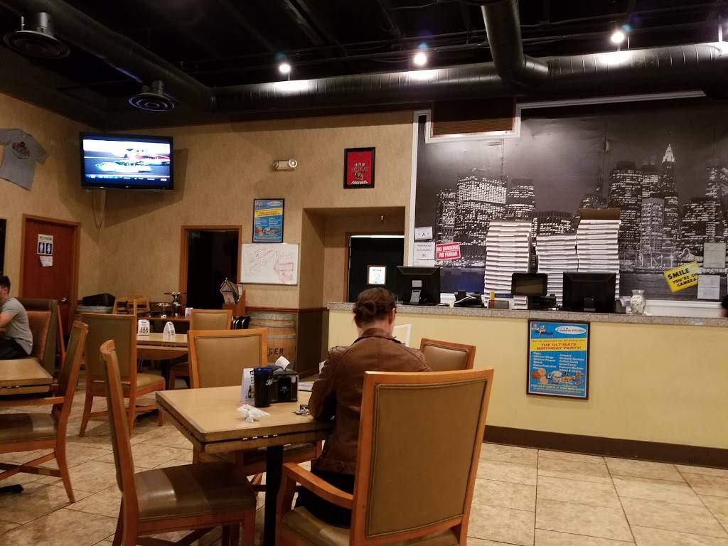 Putters Bar & Grill - Charleston | restaurant | 5821 E Charleston Blvd, Las Vegas, NV 89142, USA | 7024314851 OR +1 702-431-4851