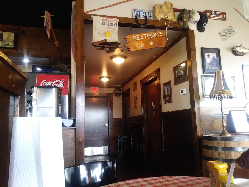 Hanks Catfish & BBQ | restaurant | 8546 N Dale Mabry Hwy, Tampa, FL 33614, USA | 8139365555 OR +1 813-936-5555