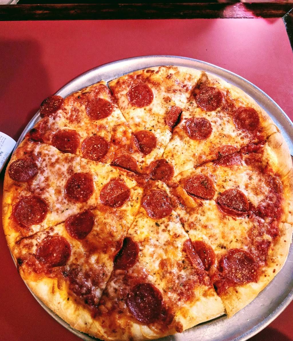Little Italy Pizzeria | restaurant | 60 N Broad St, Winder, GA 30680, USA | 7708673570 OR +1 770-867-3570