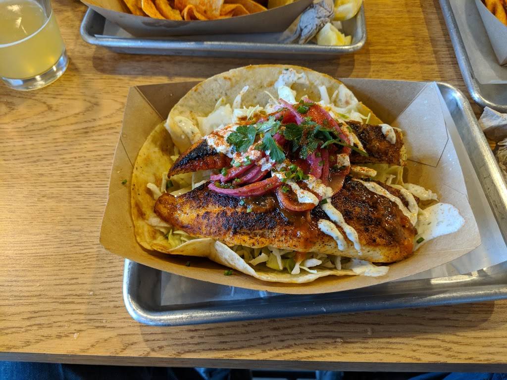 Slapfish | restaurant | 6400 Holly Ave NE Suite I Suite I, Albuquerque, NM 87113, USA | 5055031645 OR +1 505-503-1645