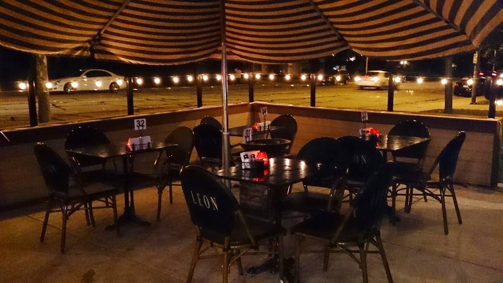 Leon Cafe and Lounge | restaurant | 2519 Cañada Blvd, Glendale, CA 91208, USA | 8182434585 OR +1 818-243-4585