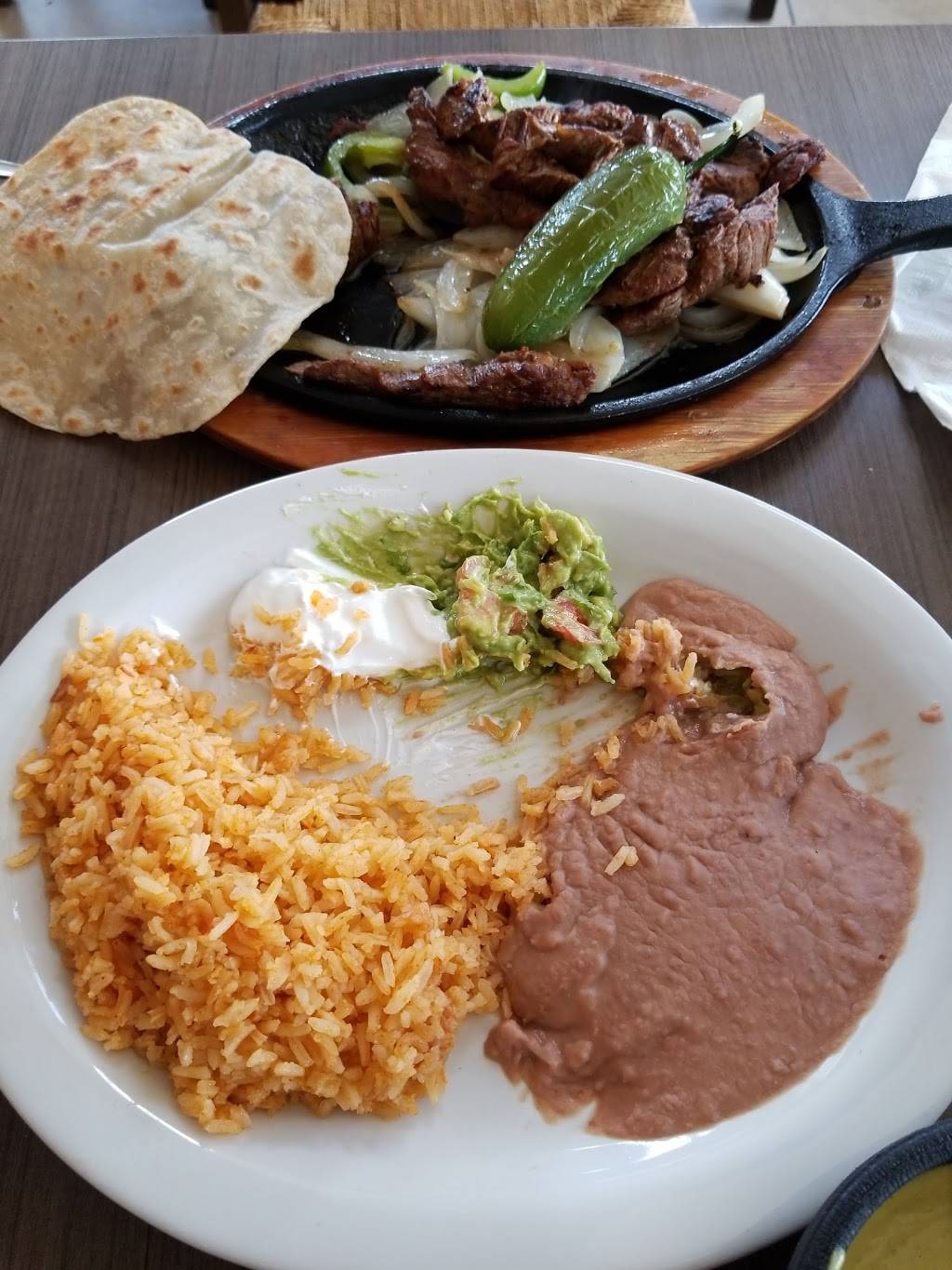 Carnitas Mexican Grill | restaurant | 8111 North Sam Houston Pkwy W, Houston, TX 77064, USA | 8326047305 OR +1 832-604-7305