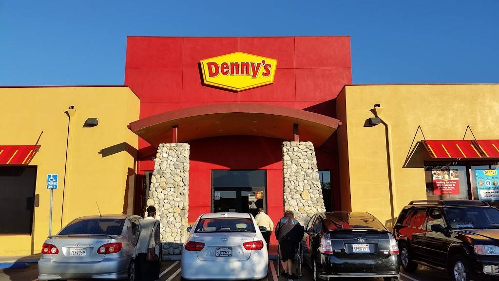 Dennys | restaurant | 820 S Indian Hill Blvd, Claremont, CA 91711, USA | 9096256666 OR +1 909-625-6666