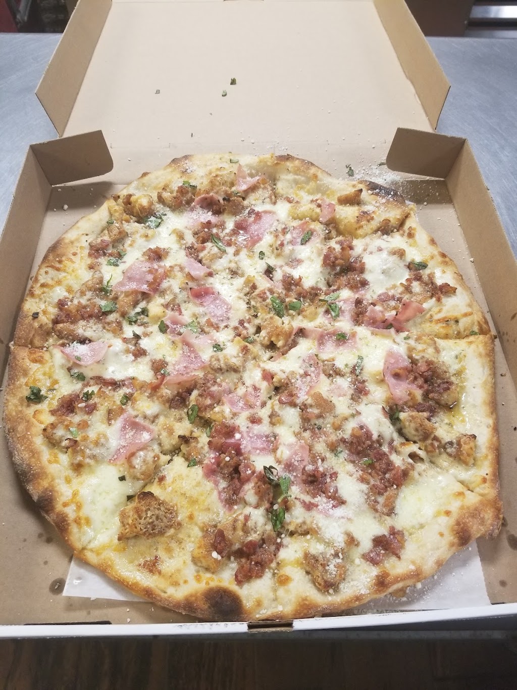 Big Nicks Pizza | restaurant | 72 Davis Ave, Kearny, NJ 07032, USA | 2019988185 OR +1 201-998-8185