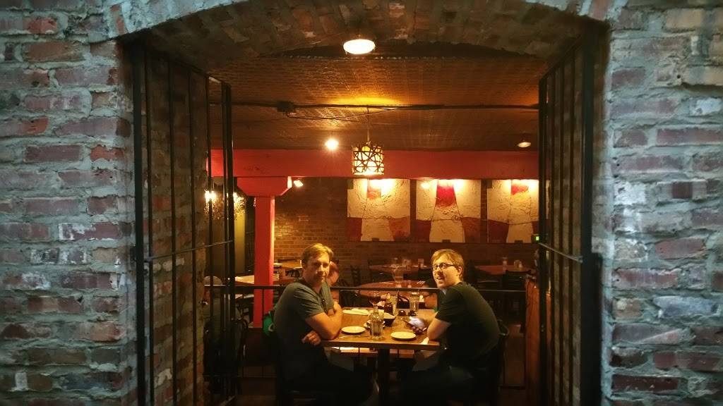 Trinis | restaurant | 1020 Howard St, Omaha, NE 68102, USA | 4023468400 OR +1 402-346-8400