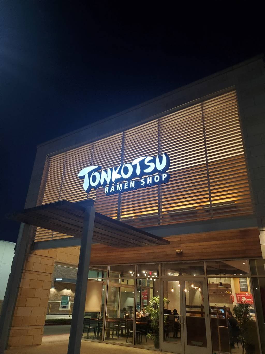 Tonkotsu Ramen Shop | restaurant | 10111 Louetta Rd #800, Houston, TX 77070, USA | 2817890803 OR +1 281-789-0803