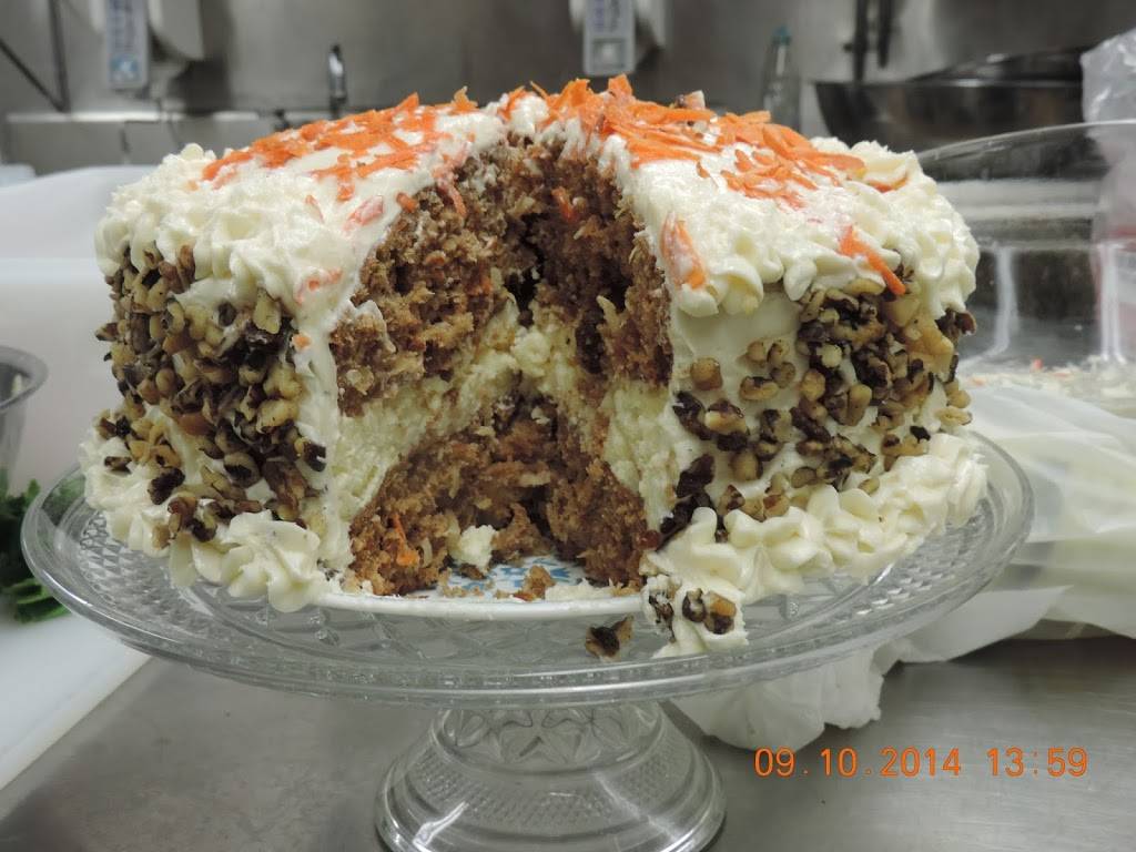 The Country House Restaurant | restaurant | 663 US-7, Pittsford, VT 05763, USA | 8027727936 OR +1 802-772-7936