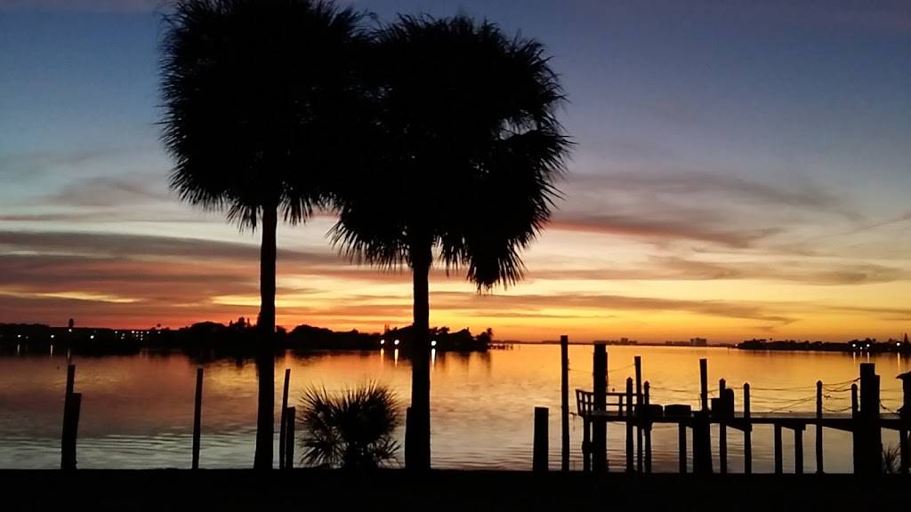 StarLite Sapphire | restaurant | 3400 Pasadena Ave S, South Pasadena, FL 33707, USA | 7274622628 OR +1 727-462-2628