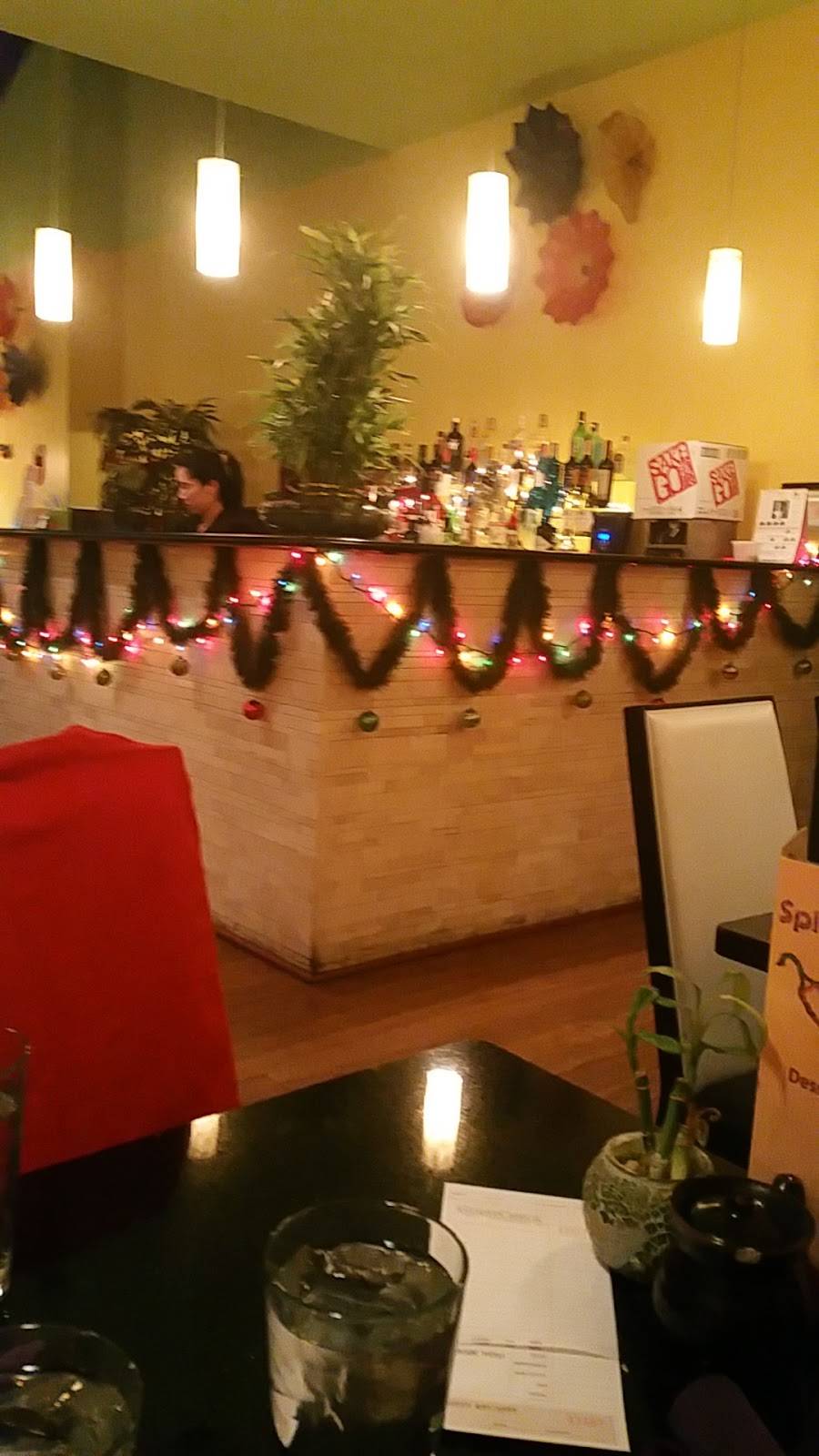 Spicy Basil | restaurant | 3299 S Broadway, Englewood, CO 80113, USA | 3037617888 OR +1 303-761-7888