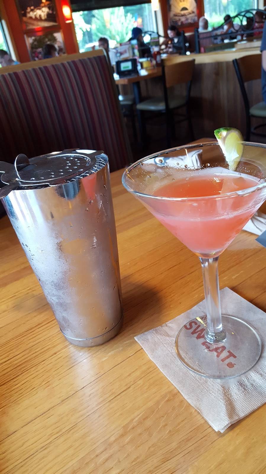 Applebees Grill + Bar | restaurant | 2303 WI-25 N, Menomonie, WI 54751, USA | 7152333036 OR +1 715-233-3036