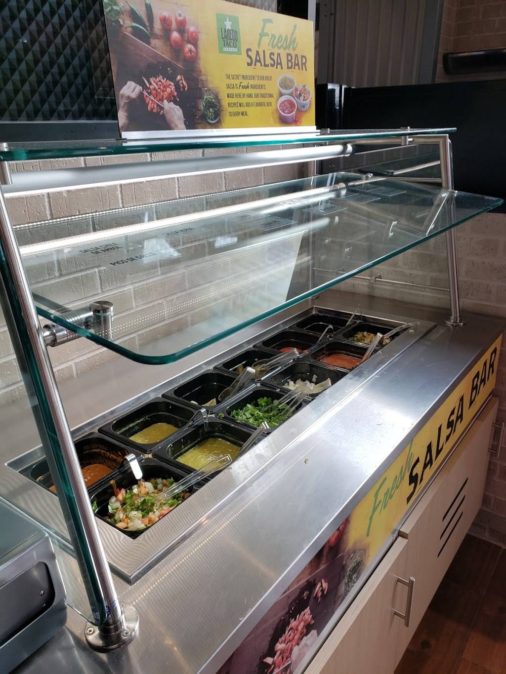 Laredo Taco Company | restaurant | 1805 Sylvan Ave, Dallas, TX 75208, USA | 2145072627 OR +1 214-507-2627