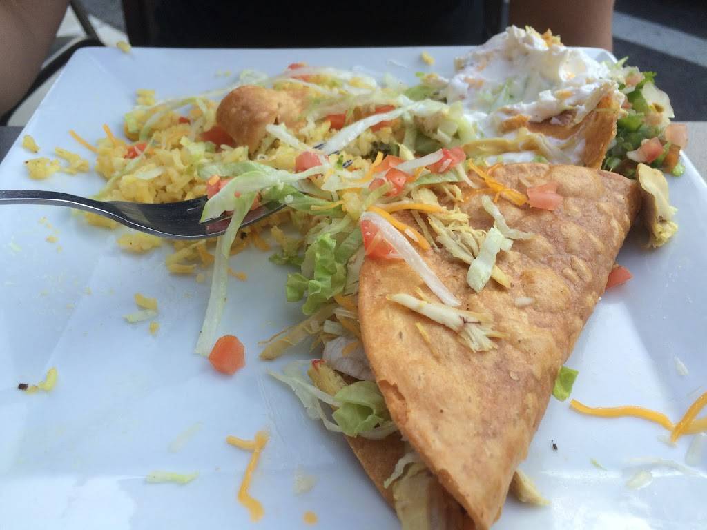 Leons Mexican | restaurant | 2100 Doubleday Ave, Ballston Spa, NY 12020, USA | 5184902058 OR +1 518-490-2058