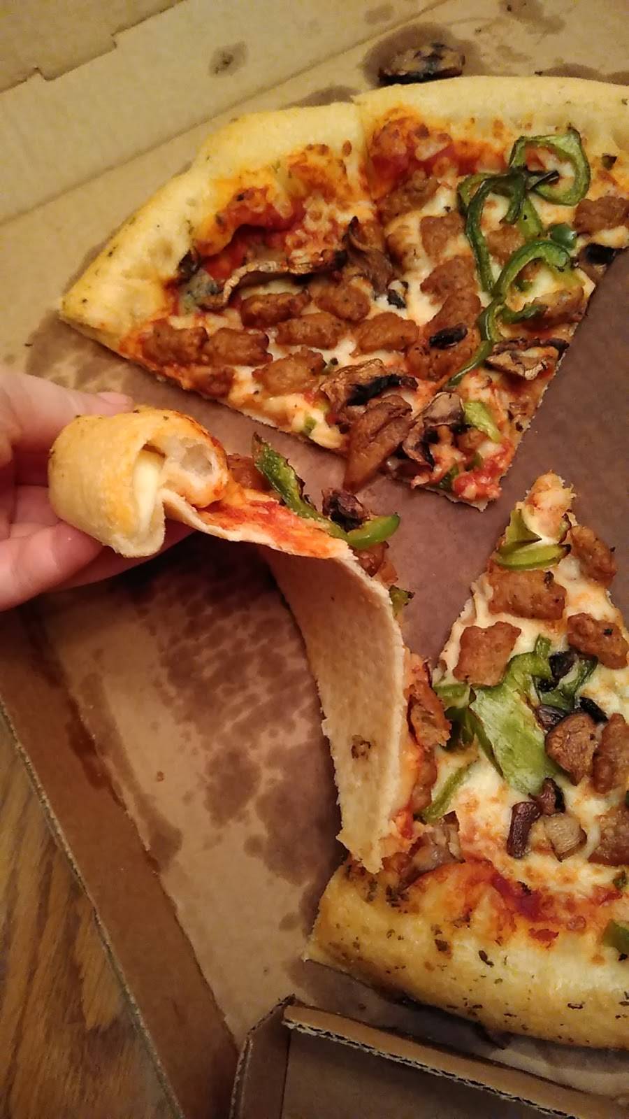 Pizza Hut | meal takeaway | 5806 Xerxes Ave N, Brooklyn Center, MN 55430, USA | 7635616161 OR +1 763-561-6161