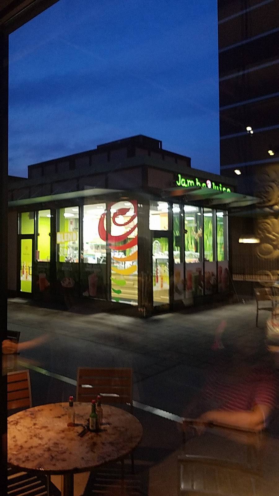 Jamba Juice Cross County Mall | restaurant | 1080 Mall Walk, Yonkers, NY 10704, USA | 9144233279 OR +1 914-423-3279