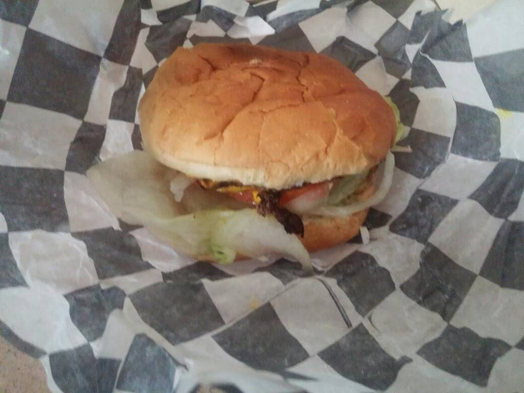Burger Delite | restaurant | 3301 Kenilworth Ave, Bladensburg, MD 20781, USA | 3016999811 OR +1 301-699-9811