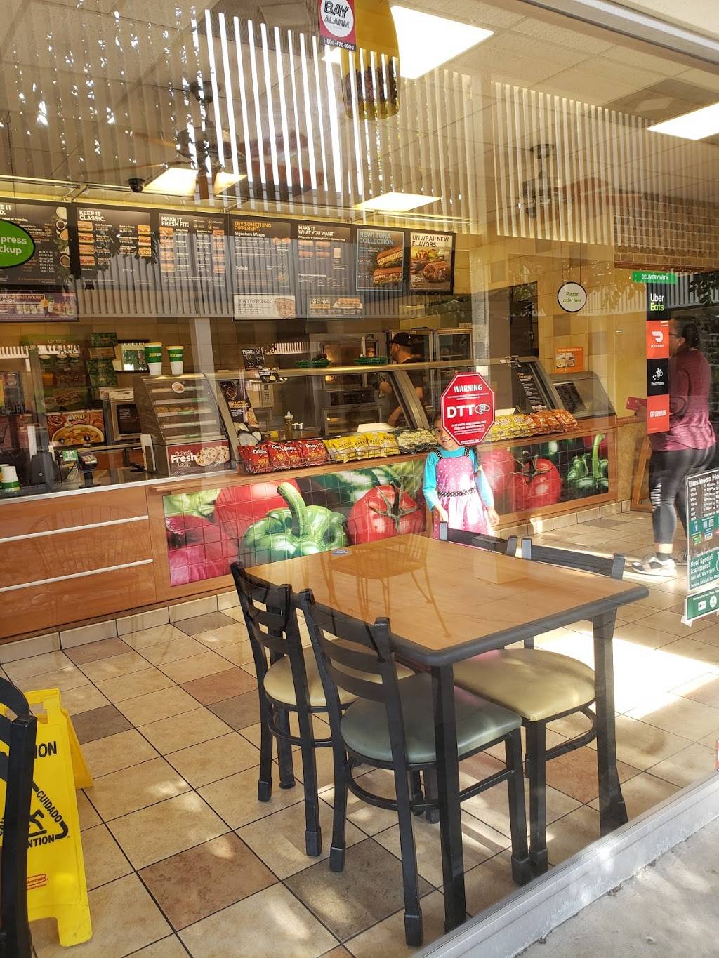 Subway | restaurant | 440 N Moorpark Rd, Thousand Oaks, CA 91360, USA | 8054494356 OR +1 805-449-4356