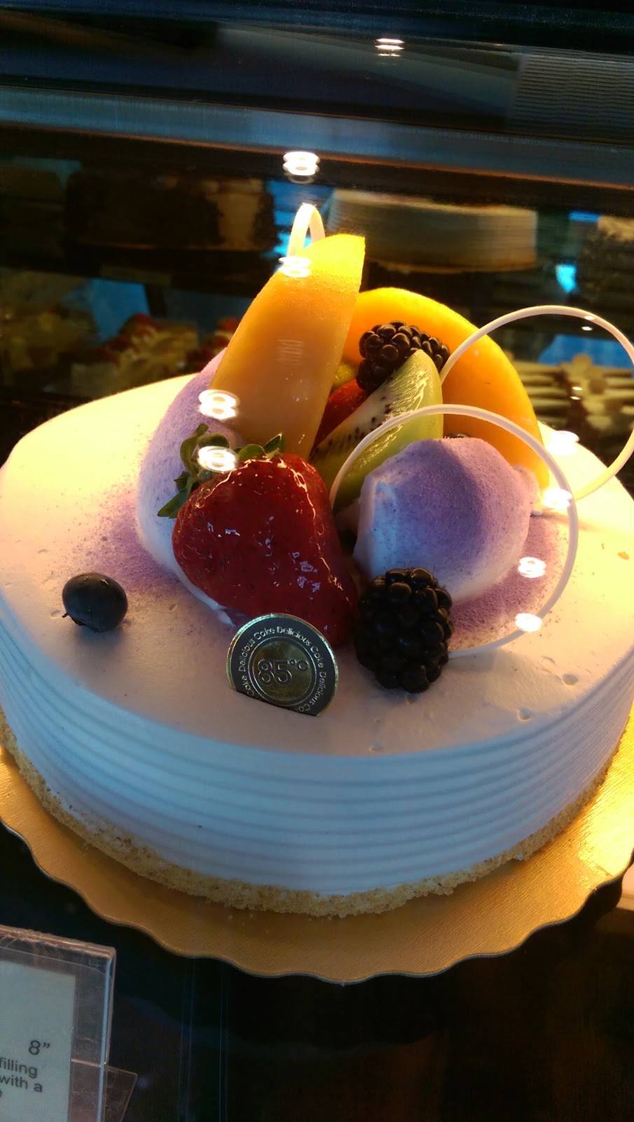 85°C Bakery Cafe - West Covina | bakery | 2626 E Garvey Ave S, West Covina, CA 91791, USA | 6269157885 OR +1 626-915-7885