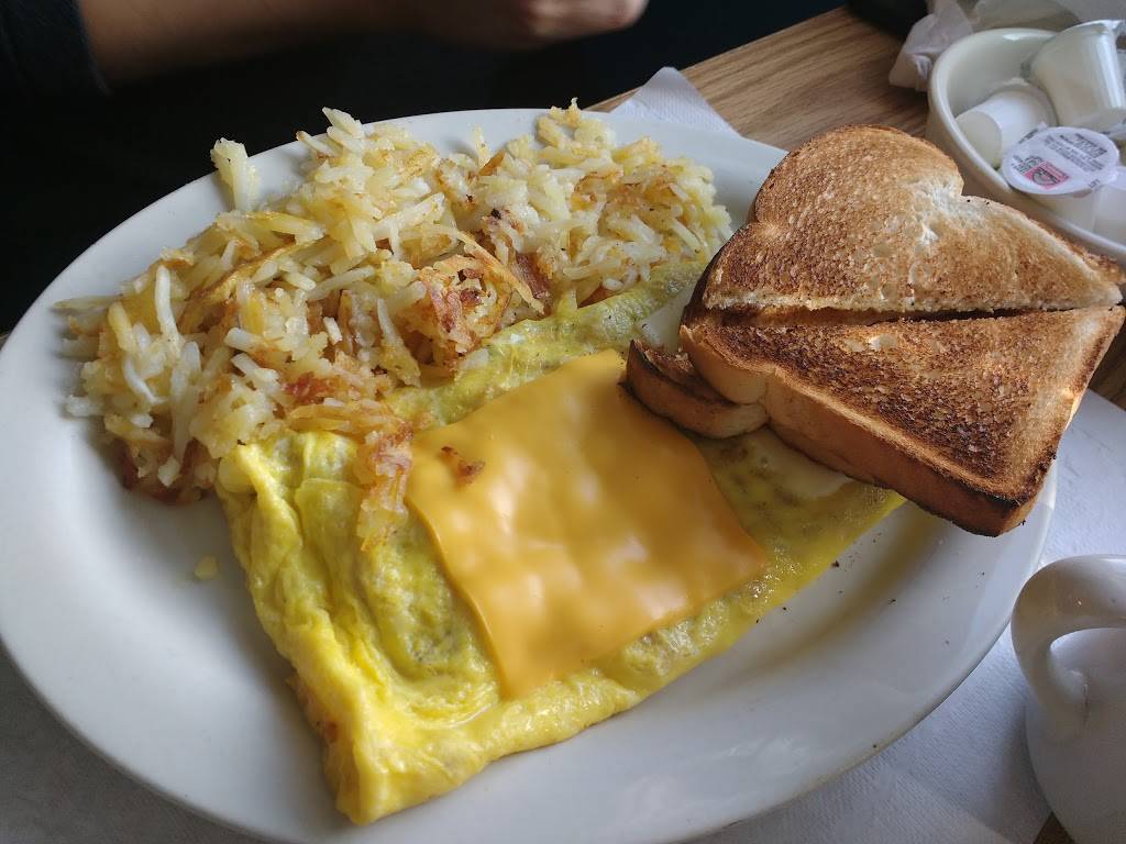 Star Diner | restaurant | 46 Cleveland Rd, Norwalk, OH 44857, USA | 4196635668 OR +1 419-663-5668