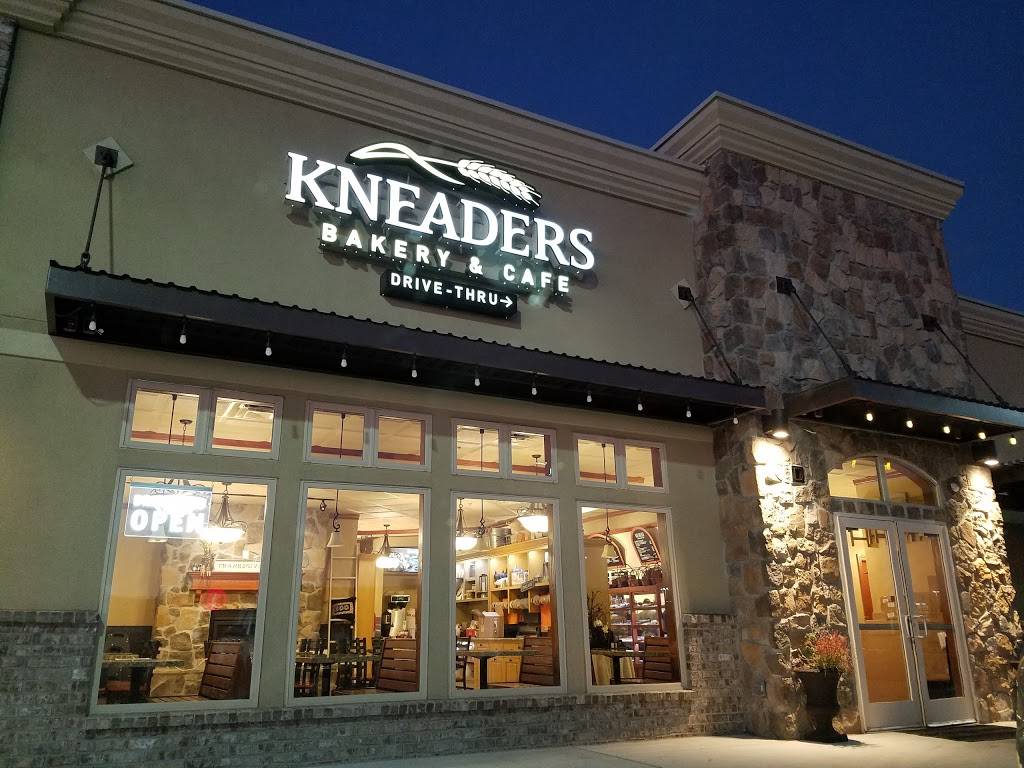 Kneaders Bakery And Cafe | bakery | 11018 Westwood Loop, San Antonio, TX 78253, USA | 2102007976 OR +1 210-200-7976