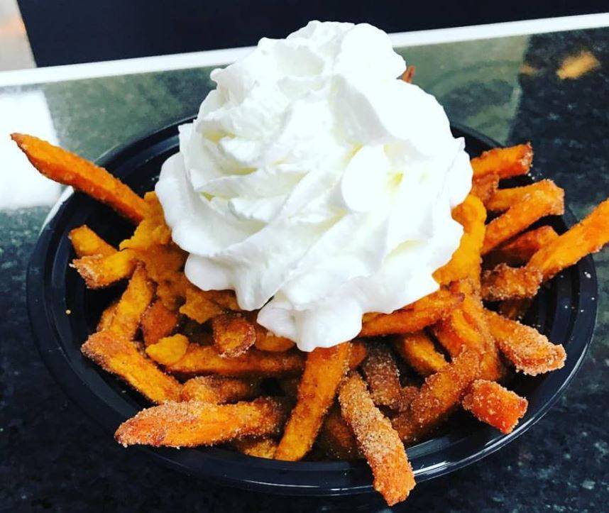 The American Poutine Co. | restaurant | 1395 E Warner Rd Suite 100, Gilbert, AZ 85296, USA | 4809307283 OR +1 480-930-7283