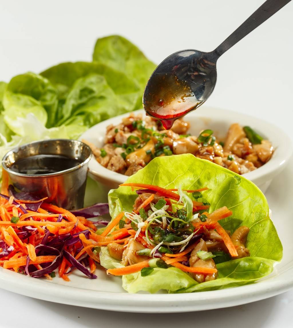 Glory Days Grill | restaurant | 42010 Village Center Plaza, Stone Ridge, VA 20105, USA | 7033278811 OR +1 703-327-8811