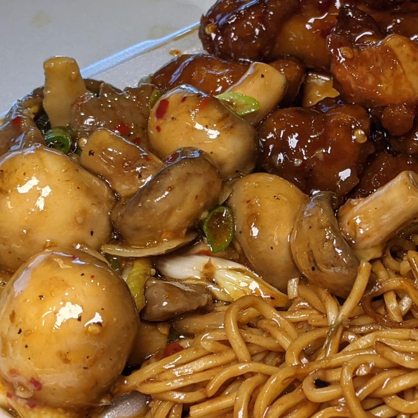 Wok N Roll Asian Express | restaurant | 212 Fifth St suite #1, Wenatchee, WA 98801, USA | 5094709688 OR +1 509-470-9688
