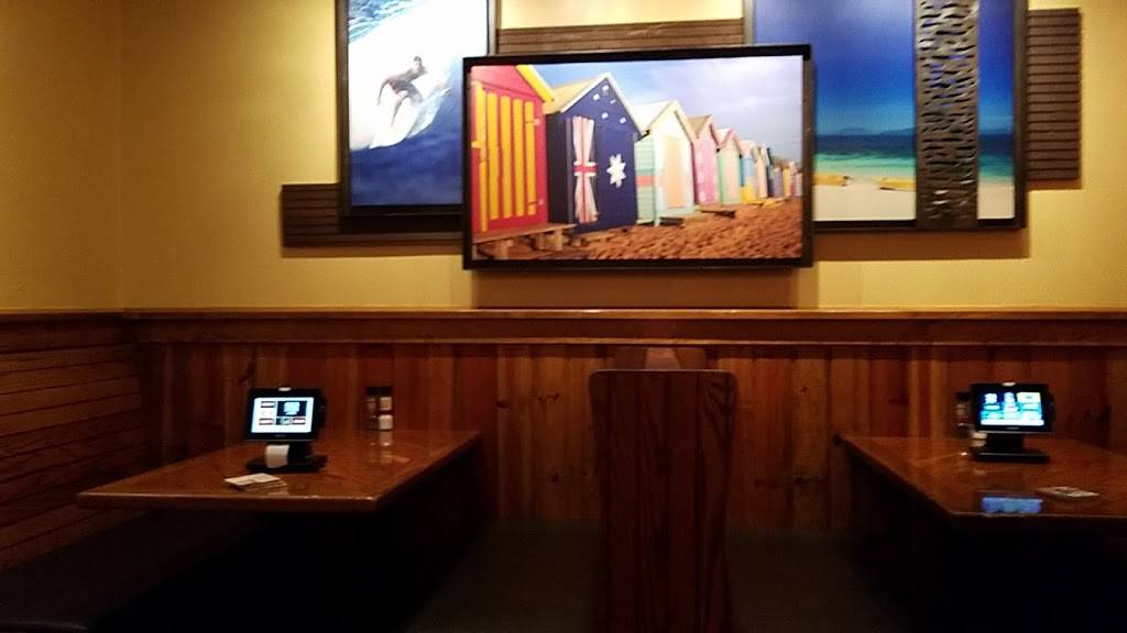 Outback Steakhouse | restaurant | 2765 W Shaw Ave, Fresno, CA 93711, USA | 5592241181 OR +1 559-224-1181