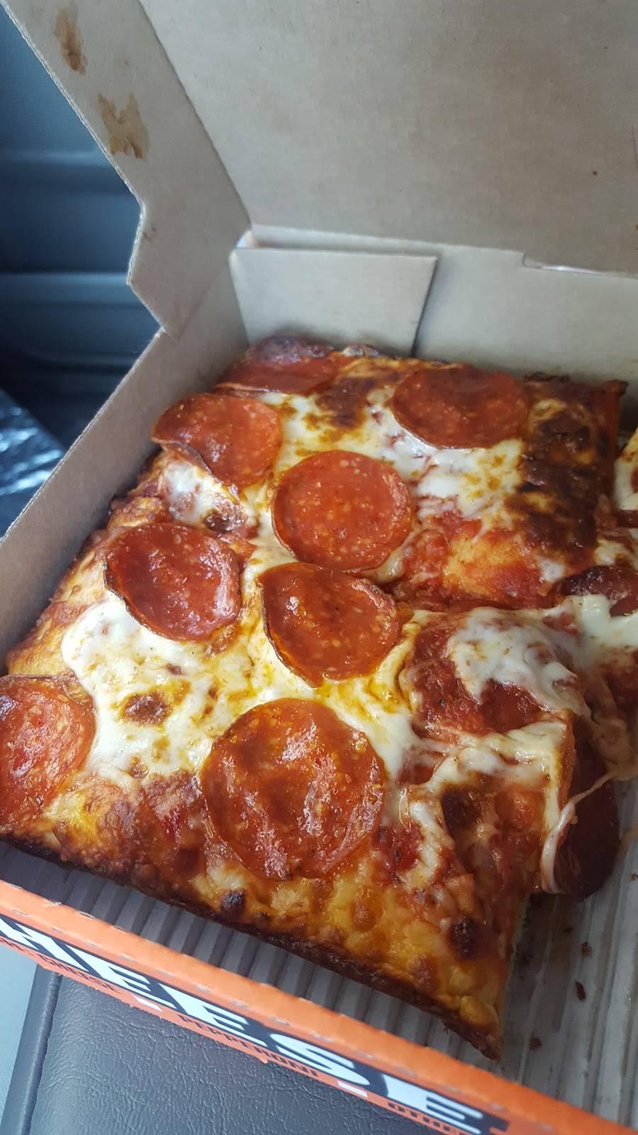 Little Caesars Pizza | meal takeaway | 475 Winton Pkwy, Livingston, CA 95334, USA | 2093941000 OR +1 209-394-1000