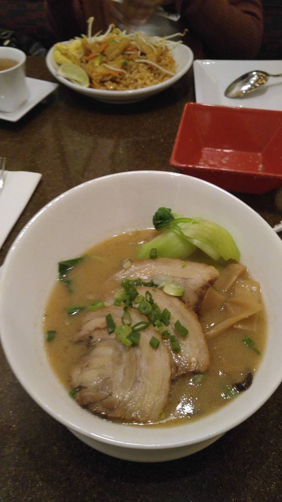 California Noodle House | restaurant | 12 E Ogden Ave, Las Vegas, NV 89101, USA | 7023882680 OR +1 702-388-2680