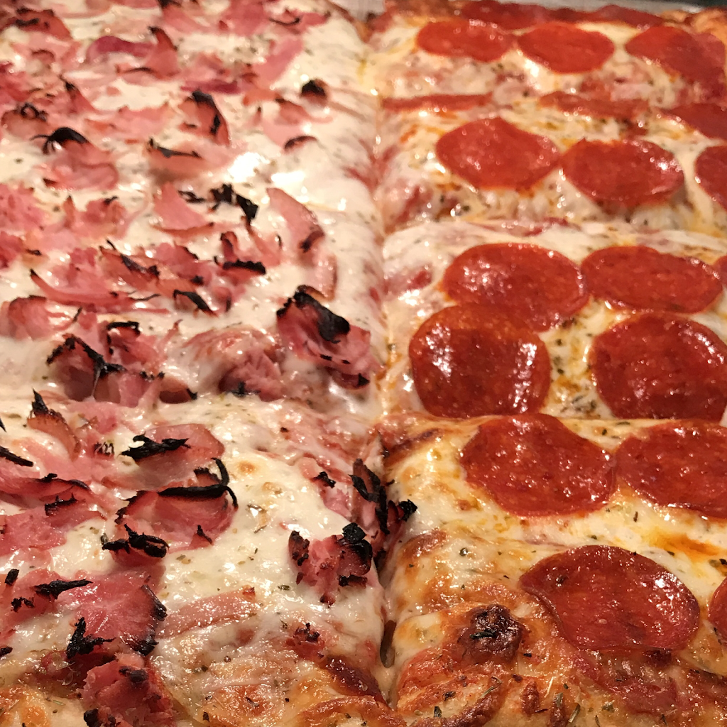 Barnhill’s Westside Deli | restaurant | 204 N Cedar St, Mason, MI 48854, USA | 5176769191 OR +1 517-676-9191